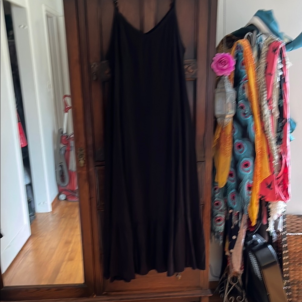 Elegant Black Maxi Dress